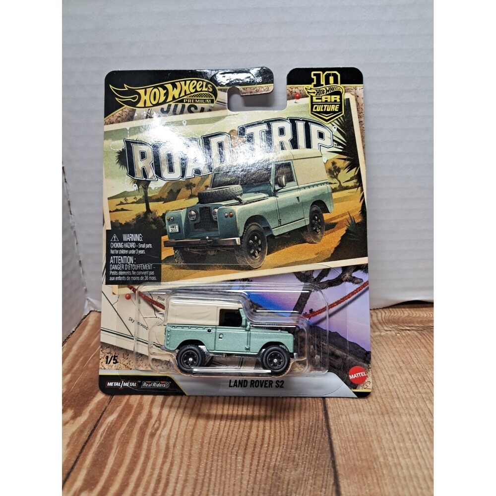 Hot Wheels 1:64 Car Culture Road Trip Land Rover S2 Green/White Unopened